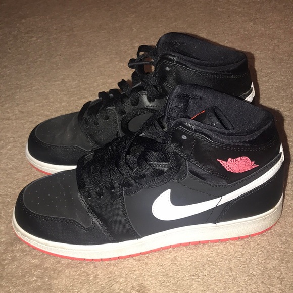 jordan 1s 6.5 y